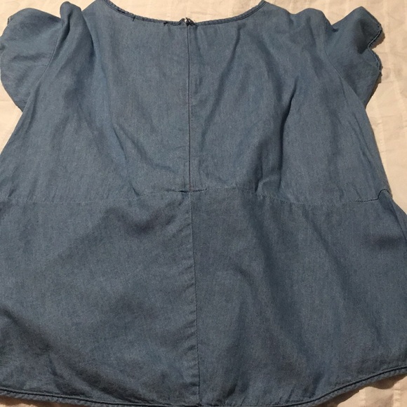 JW Style Blouse - Picture 9 of 10